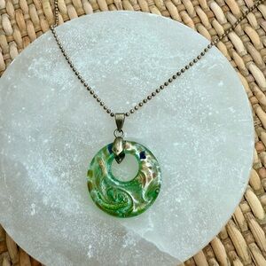 Vintage Green Circle Pendant Necklace
